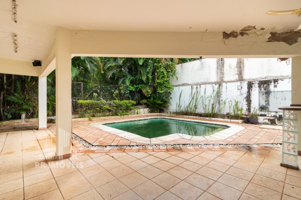 Casa, 4 quartos, 270 m² - Foto 8