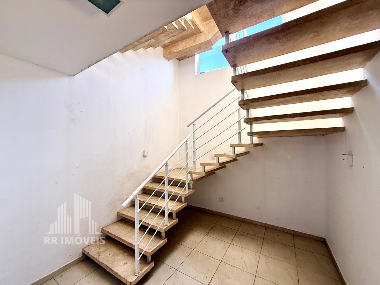 Casa, 4 quartos, 340 m² - Foto 12