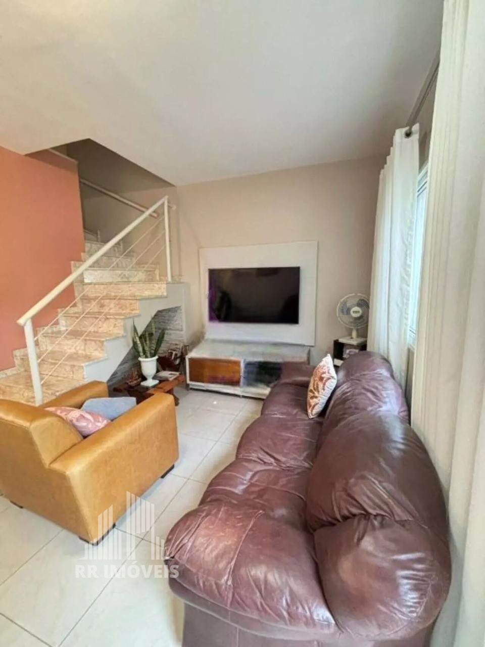 Casa, 3 quartos, 99 m² - Foto 2