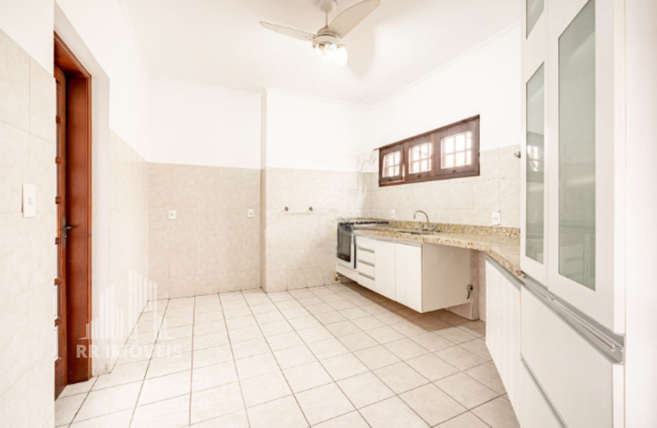Casa, 3 quartos, 239 m² - Foto 9