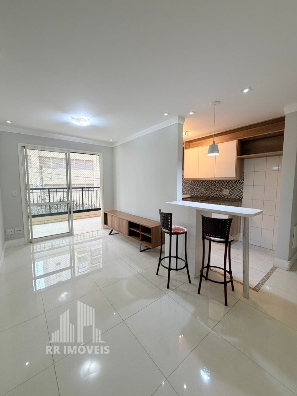 Apartamento, 2 quartos, 76 m² - Foto 1