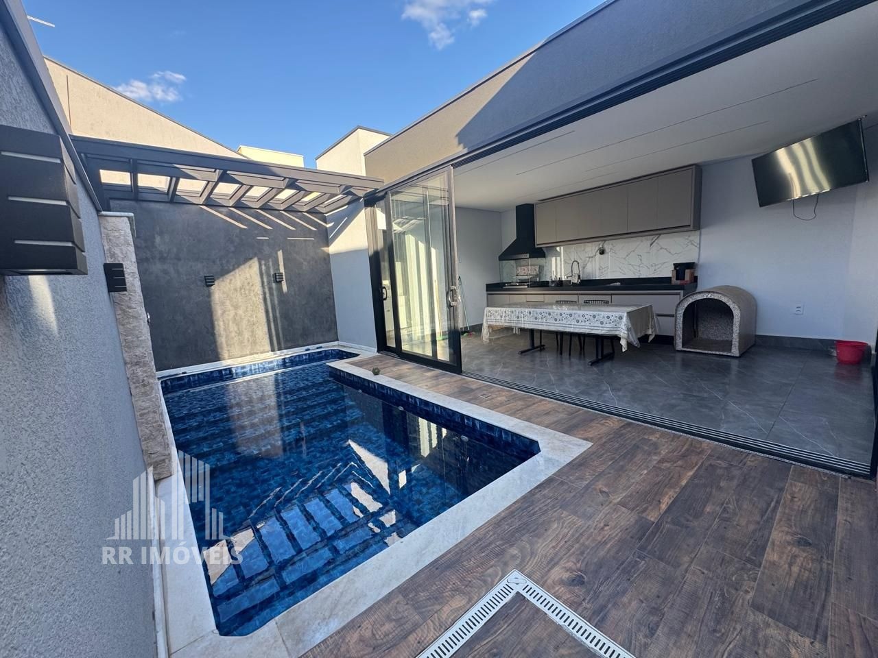 Casa, 3 quartos, 220 m² - Foto 3