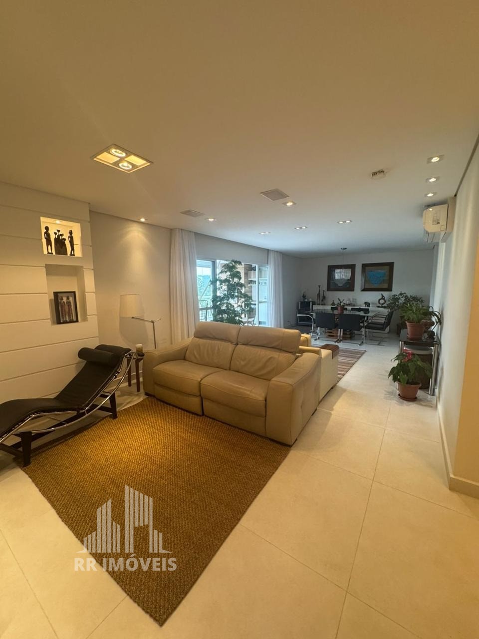 Apartamento, 3 quartos, 158 m² - Foto 2