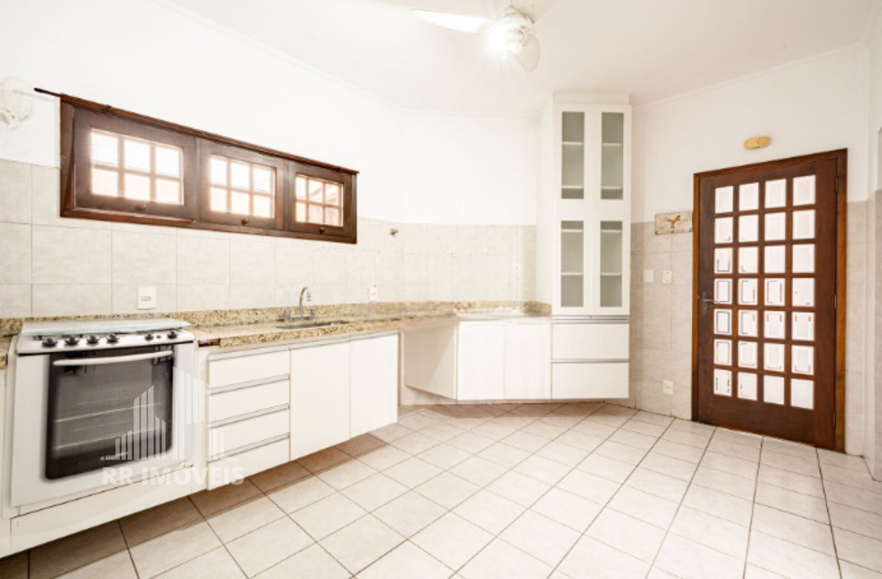 Casa, 3 quartos, 239 m² - Foto 8