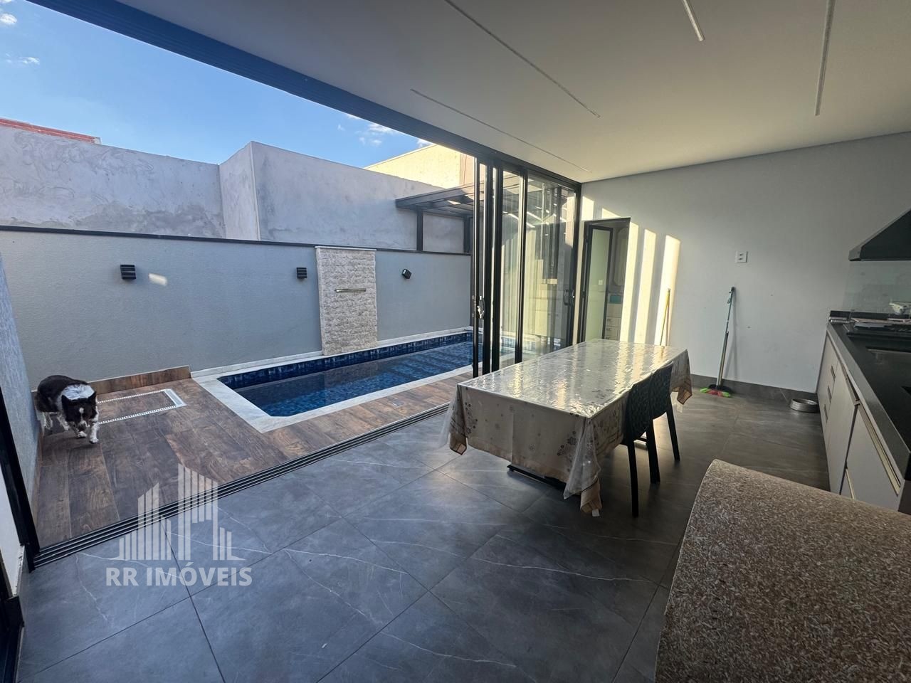Casa, 3 quartos, 220 m² - Foto 4