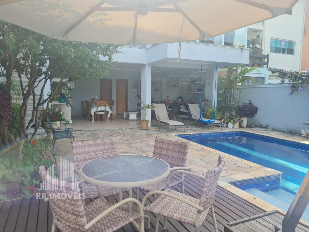 Casa, 3 quartos, 310 m² - Foto 1