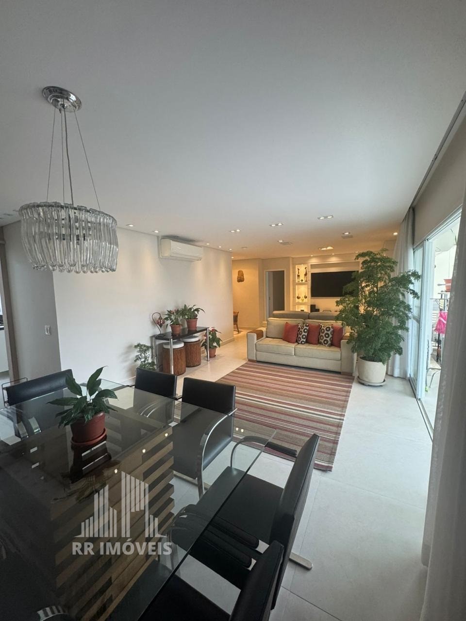 Apartamento, 3 quartos, 158 m² - Foto 1