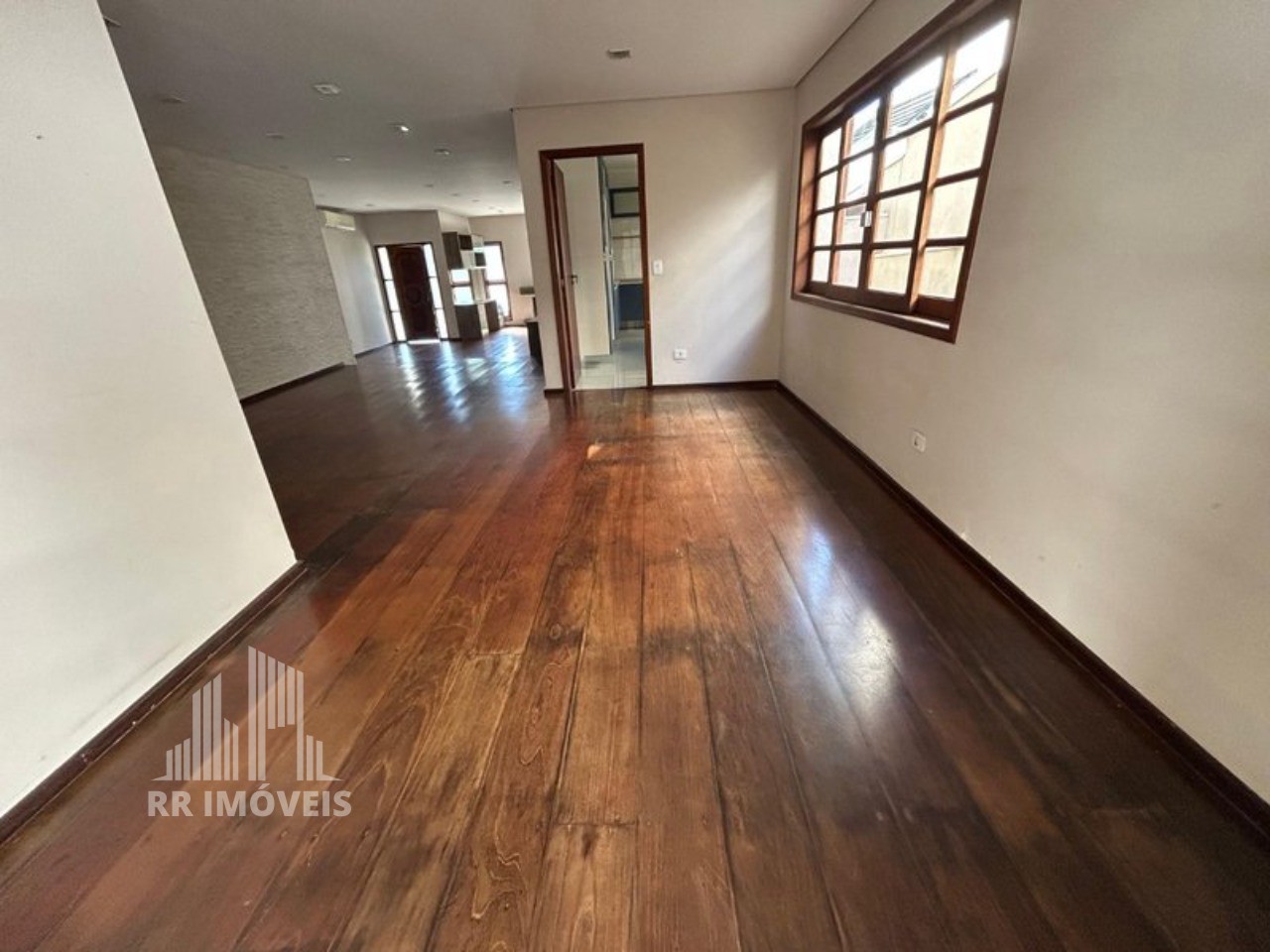 Casa, 3 quartos, 360 m² - Foto 4
