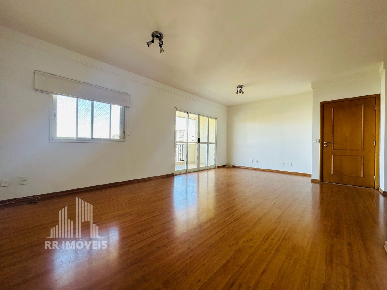 Apartamento, 3 quartos, 139 m² - Foto 1