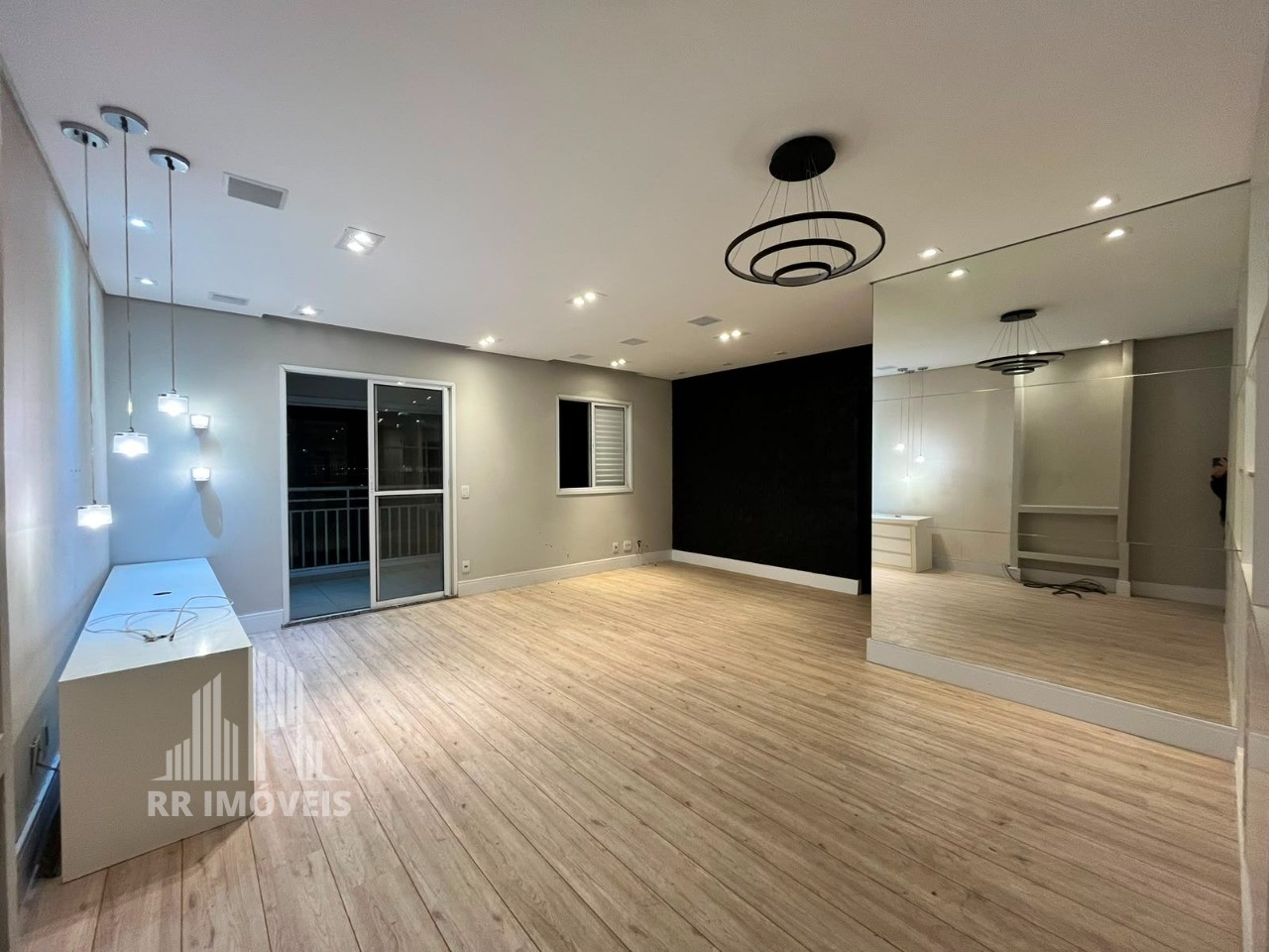 Apartamento, 2 quartos, 105 m² - Foto 1
