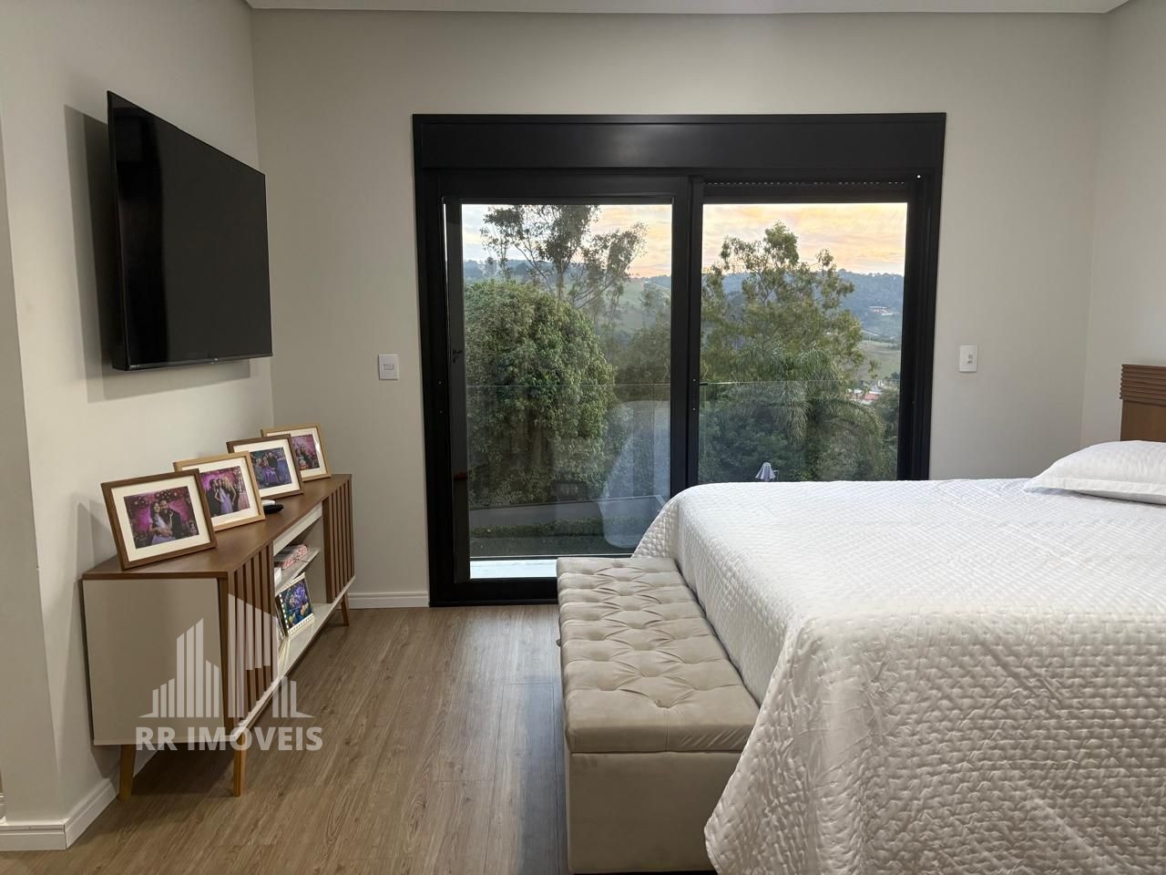 Casa, 3 quartos, 240 m² - Foto 26
