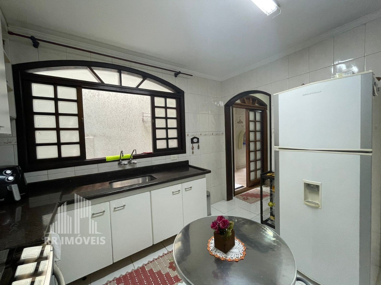 Casa, 3 quartos, 242 m² - Foto 4