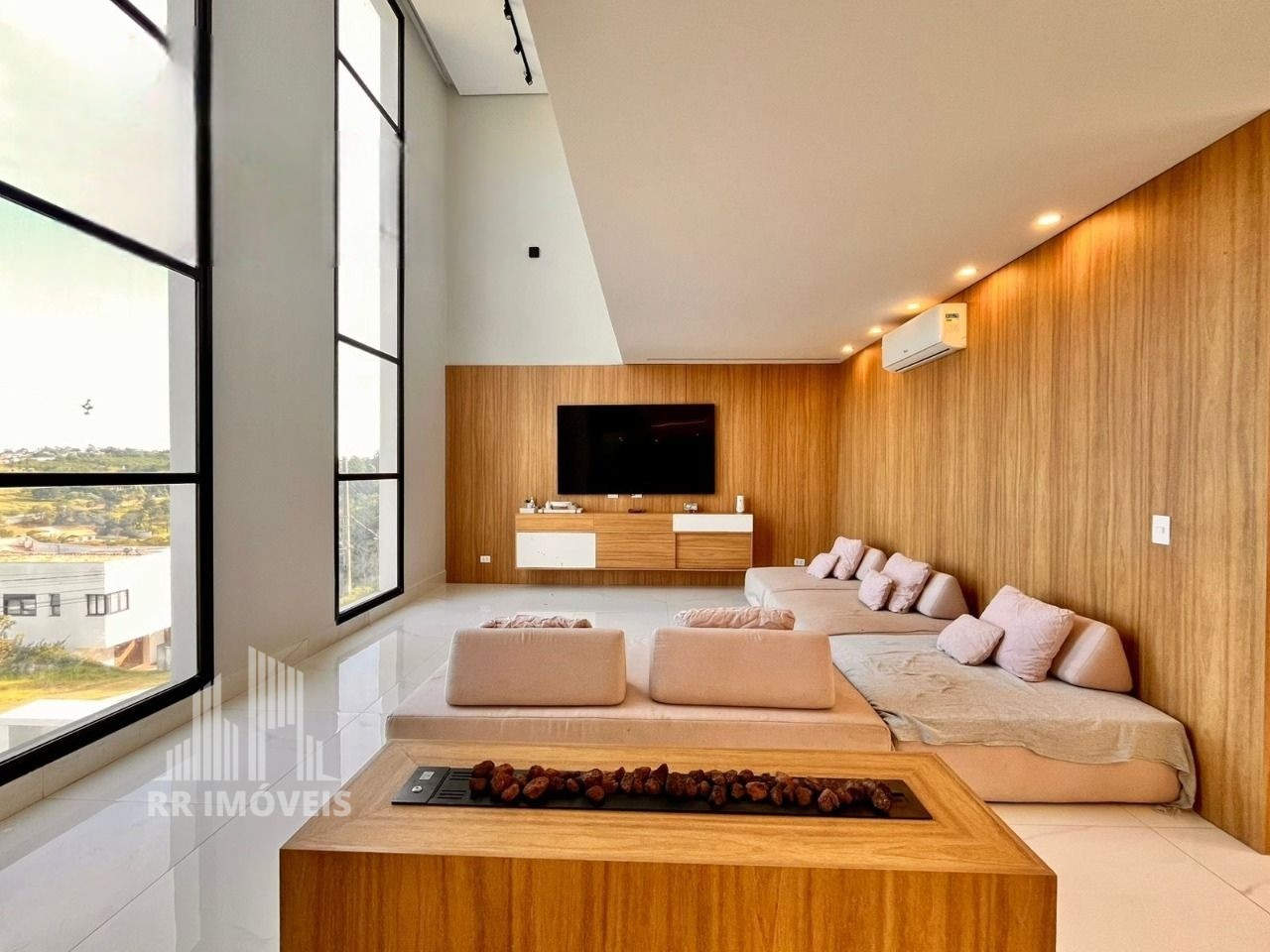 Casa, 4 quartos, 401 m² - Foto 1
