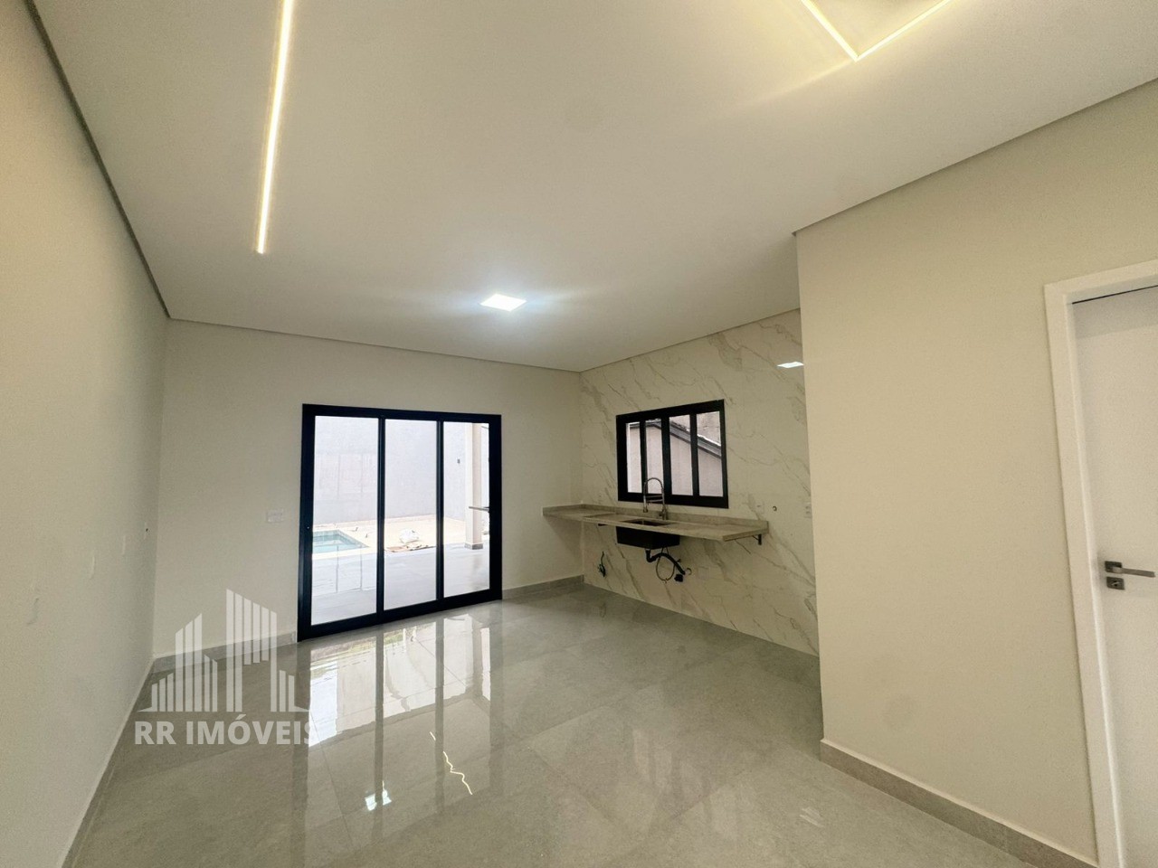 Casa, 3 quartos, 142 m² - Foto 2