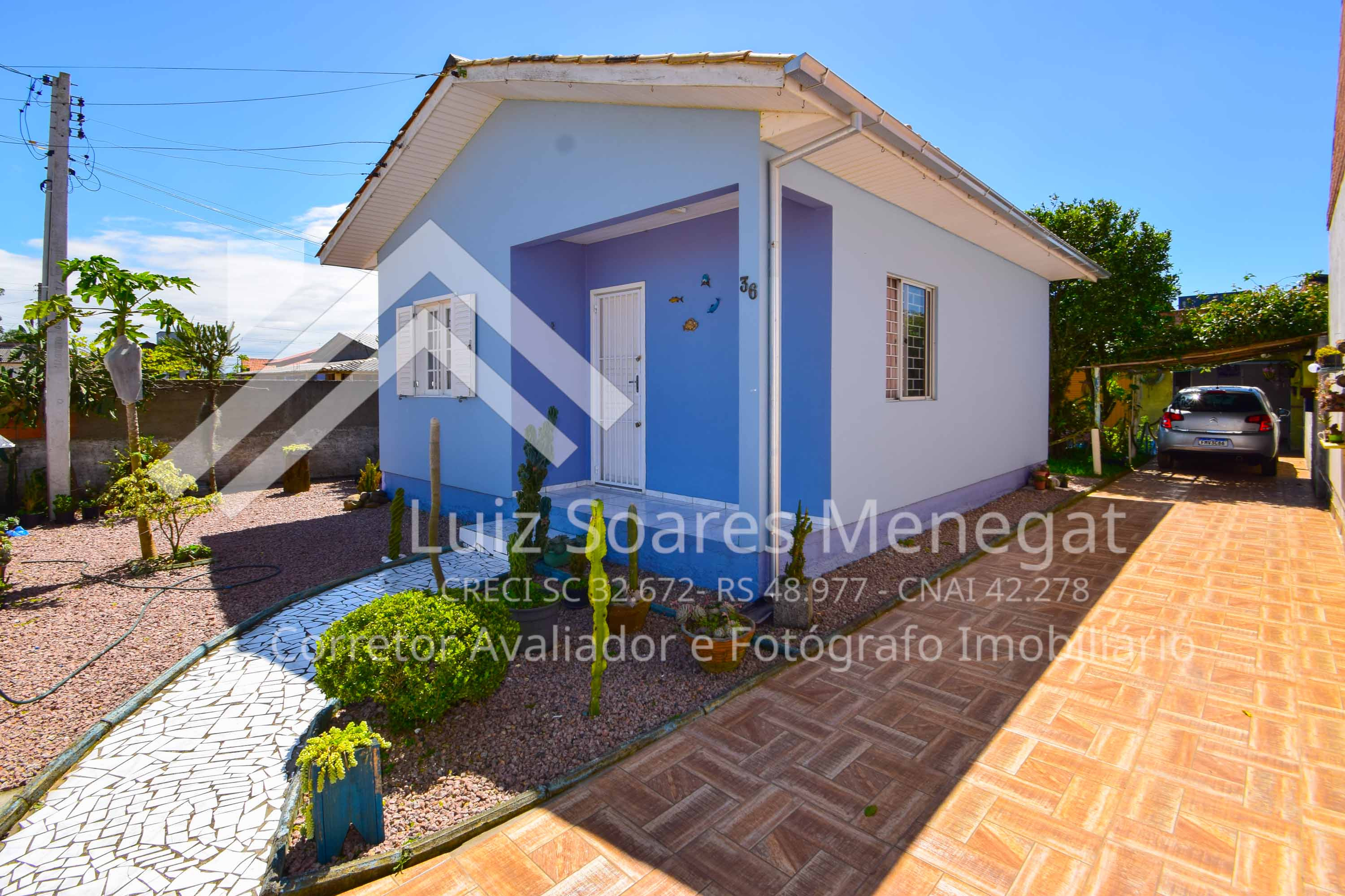 Casa à venda com 3 quartos, 87m² - Foto 1