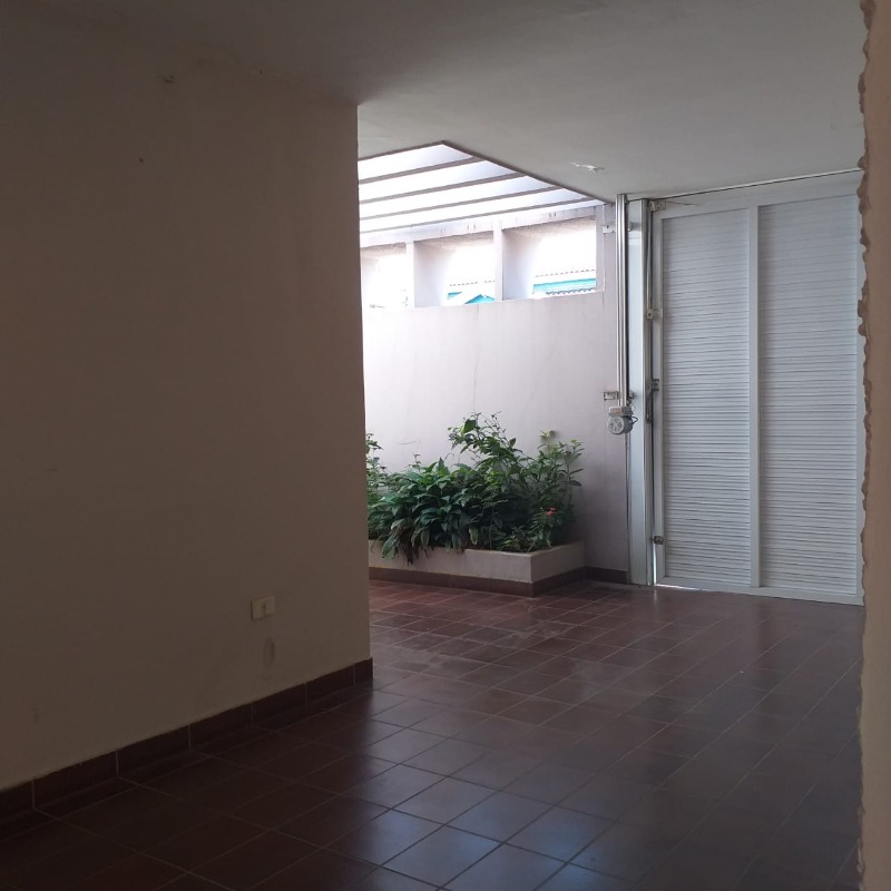 Casa à venda com 4 quartos, 255m² - Foto 5