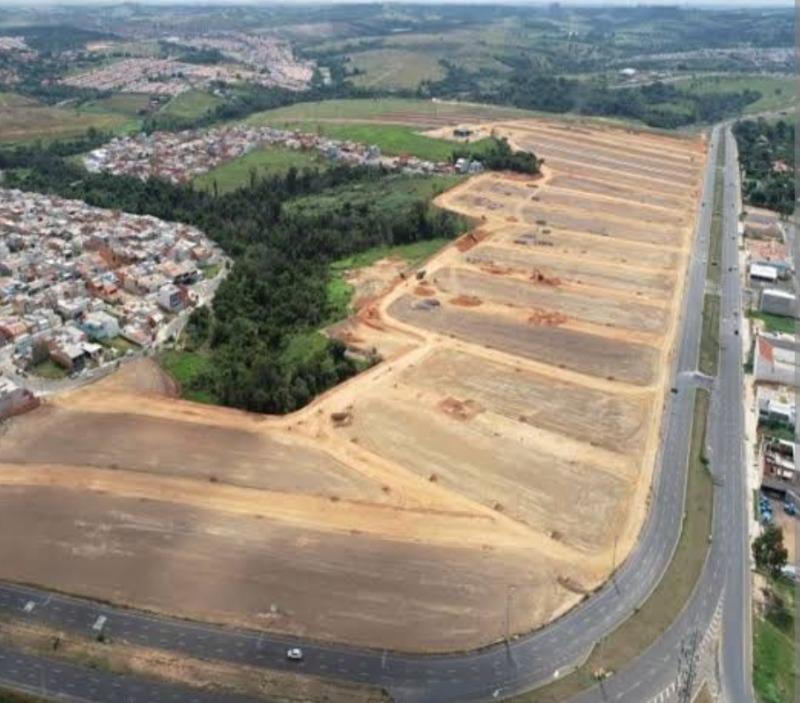 Terreno à venda, 150m² - Foto 1