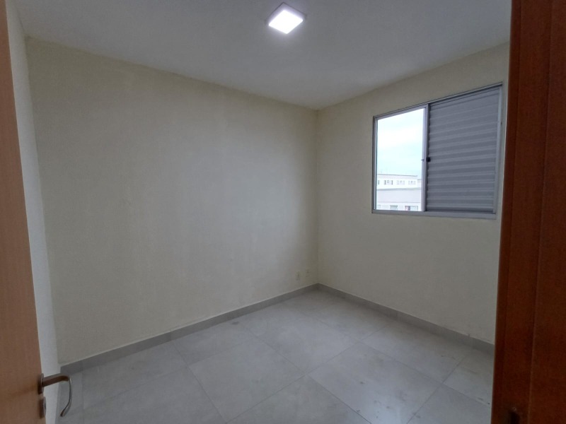 Apartamento à venda com 2 quartos, 41m² - Foto 4