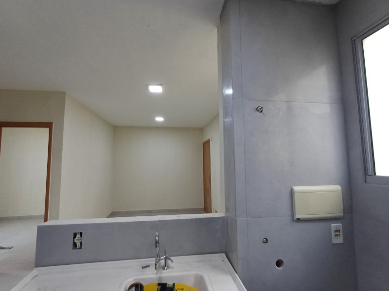 Apartamento à venda com 2 quartos, 41m² - Foto 10