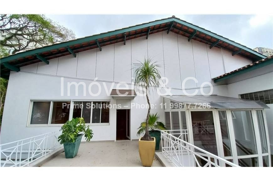 Casa para alugar com 3 quartos, 450m² - Foto 59