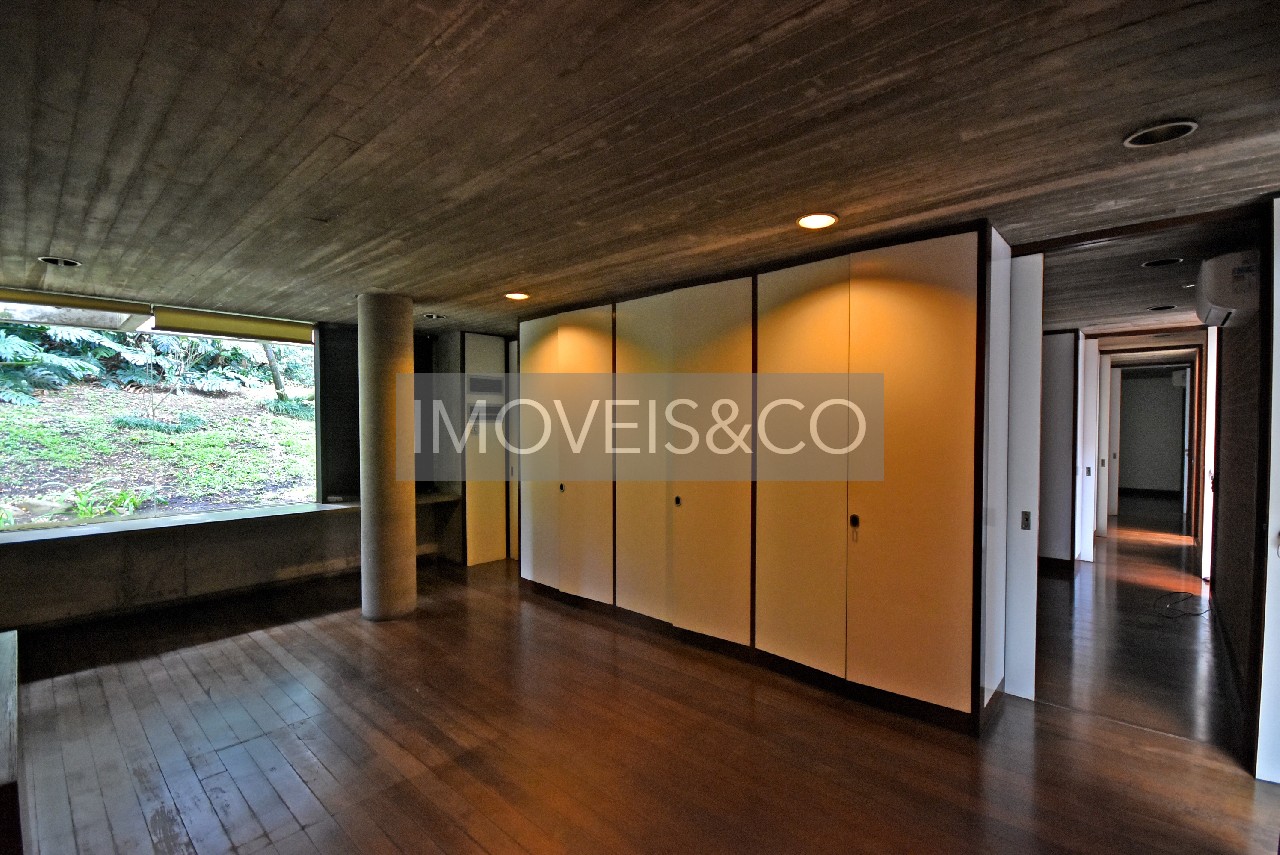 Casa à venda com 4 quartos, 976m² - Foto 45