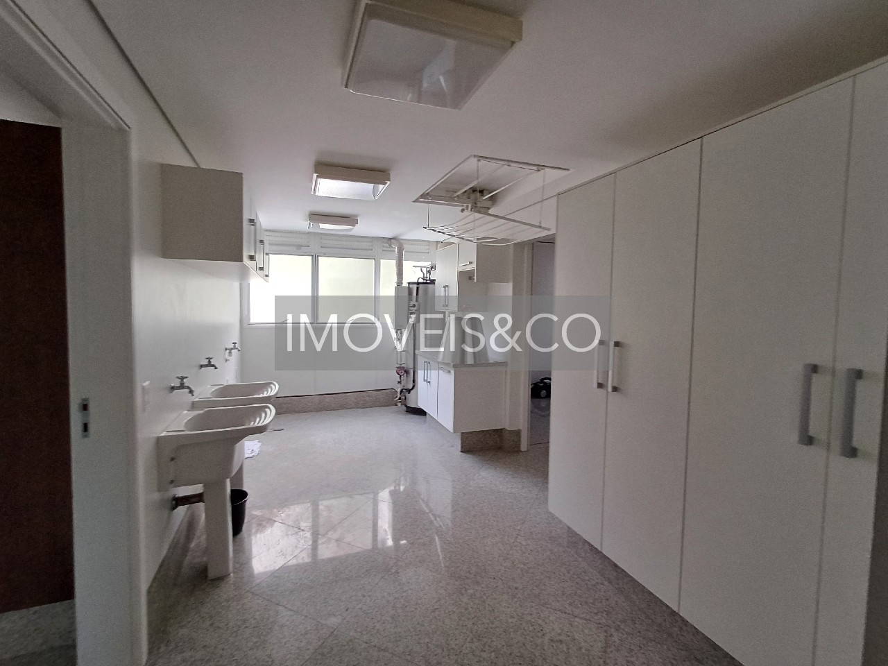 Apartamento para alugar com 4 quartos, 360m² - Foto 29