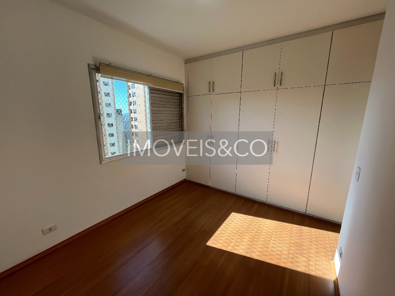 Apartamento para alugar com 4 quartos, 130m² - Foto 13