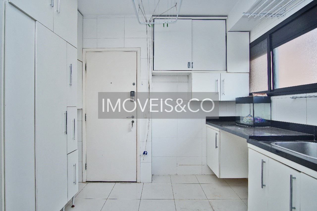 Apartamento à venda com 3 quartos, 184m² - Foto 31