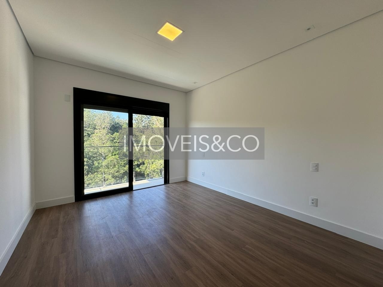 Casa à venda com 4 quartos, 385m² - Foto 9