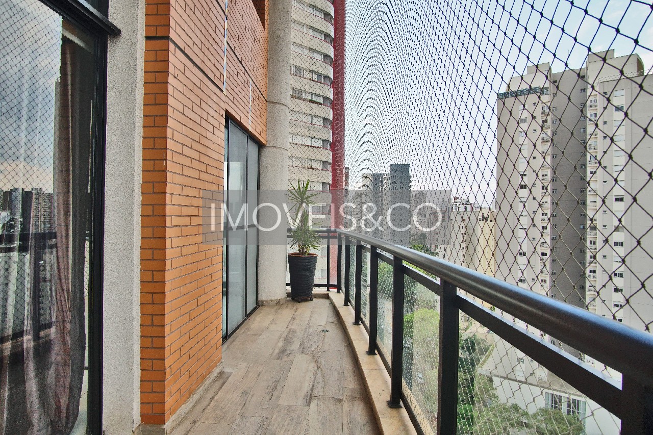 Apartamento à venda com 3 quartos, 184m² - Foto 4