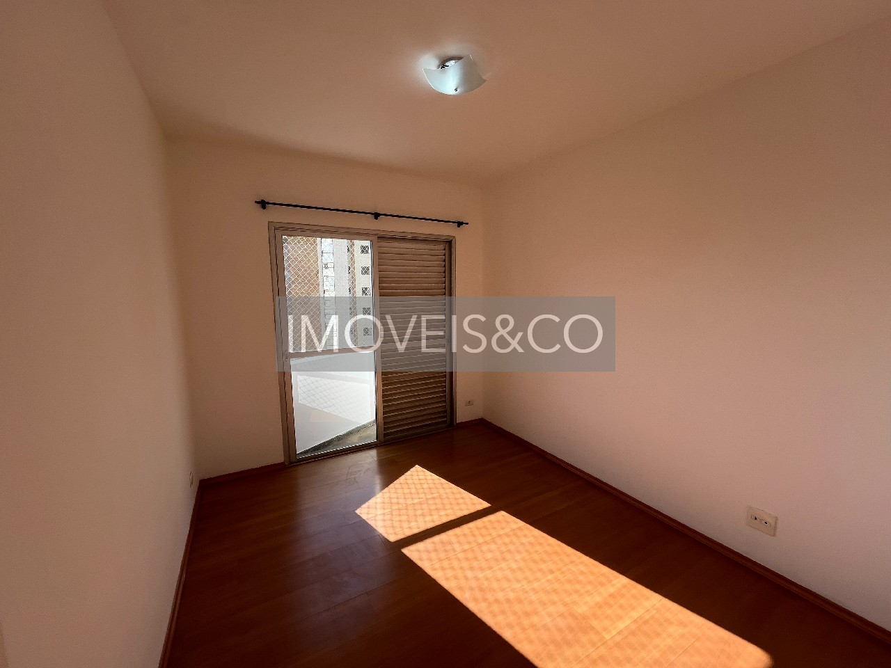 Apartamento para alugar com 4 quartos, 130m² - Foto 6