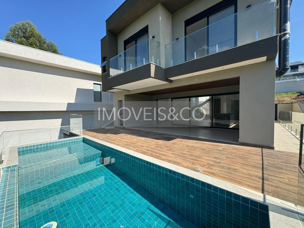 Casa à venda com 4 quartos, 385m² - Foto 4