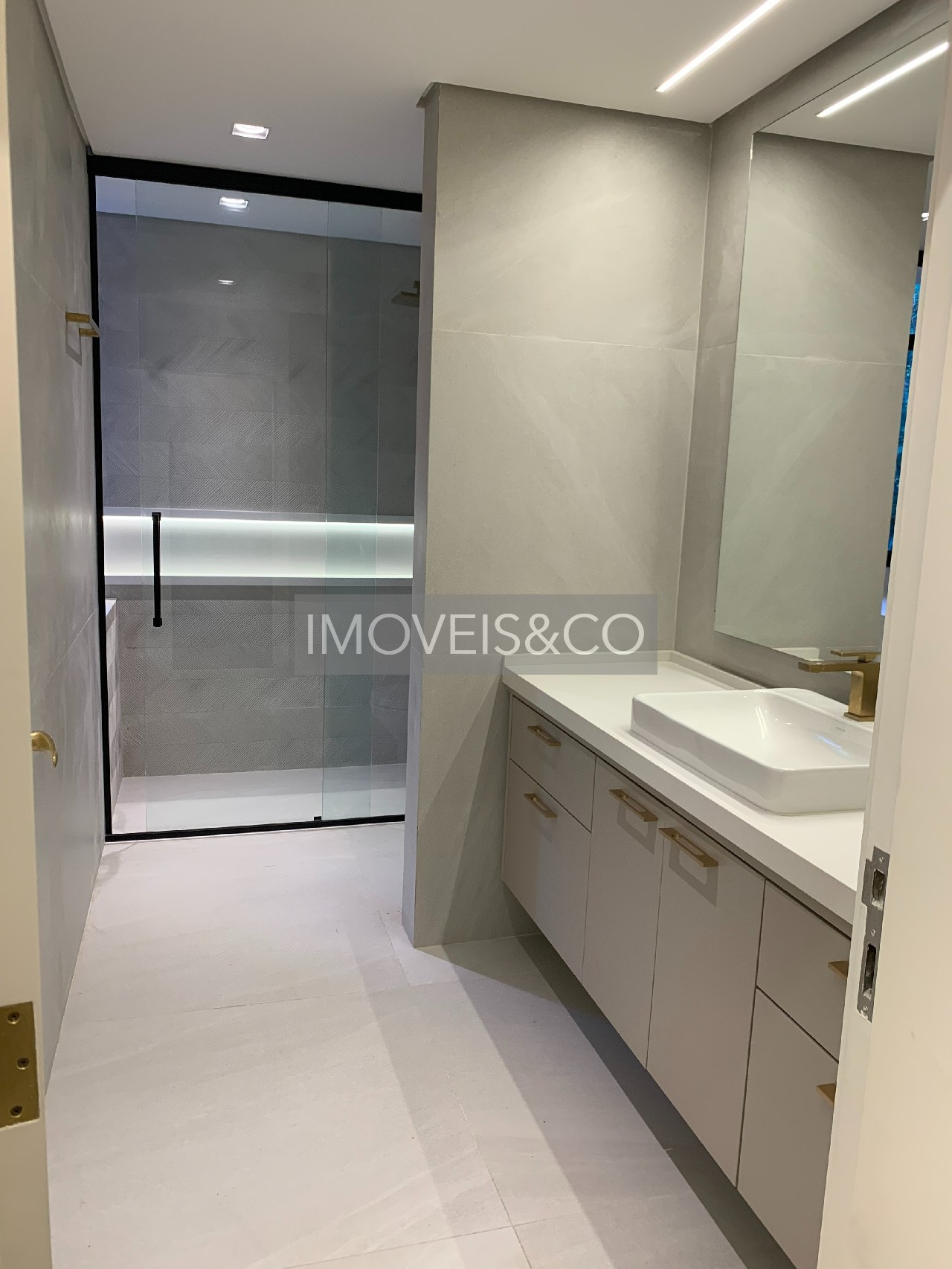 Apartamento para alugar com 4 quartos, 541m² - Foto 23