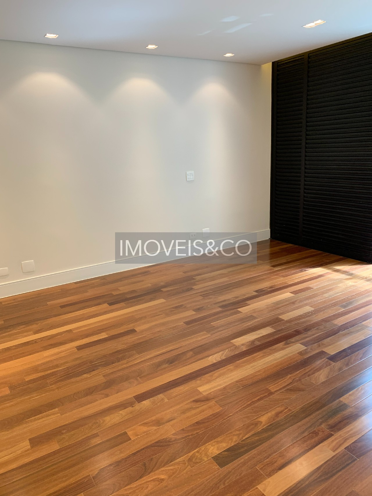 Apartamento para alugar com 4 quartos, 541m² - Foto 6