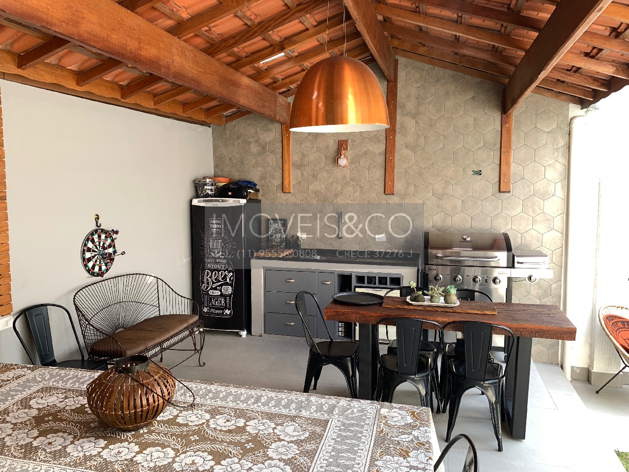 Casa à venda com 3 quartos, 220m² - Foto 8