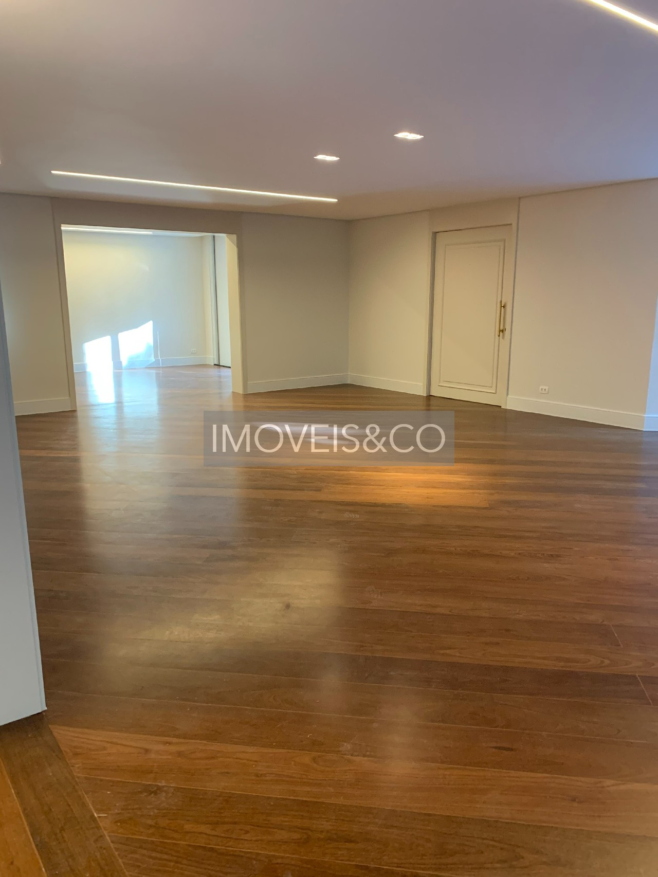 Apartamento para alugar com 4 quartos, 541m² - Foto 19