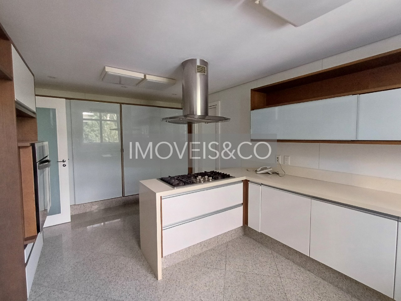 Apartamento para alugar com 4 quartos, 360m² - Foto 26