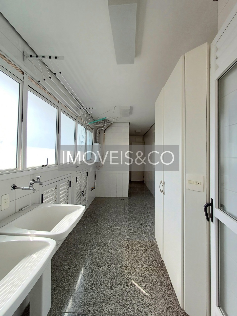 Apartamento à venda com 3 quartos, 222m² - Foto 36