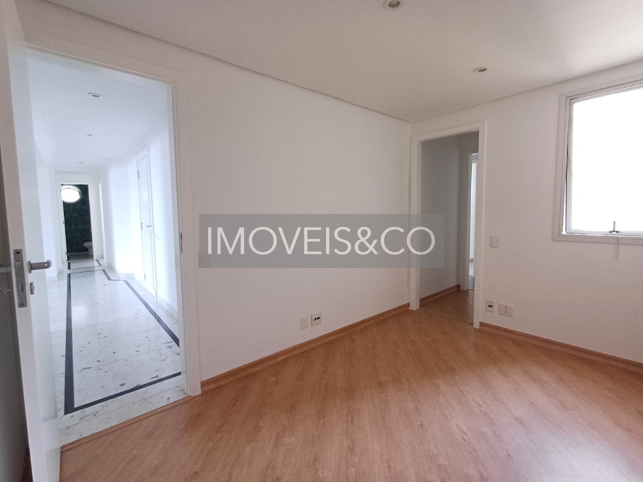 Apartamento à venda com 3 quartos, 222m² - Foto 21