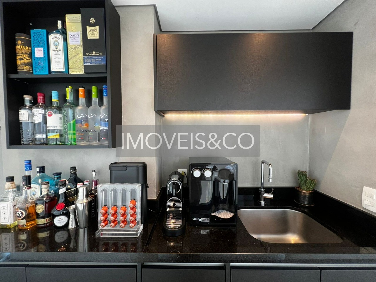 Apartamento à venda com 1 quarto, 68m² - Foto 22