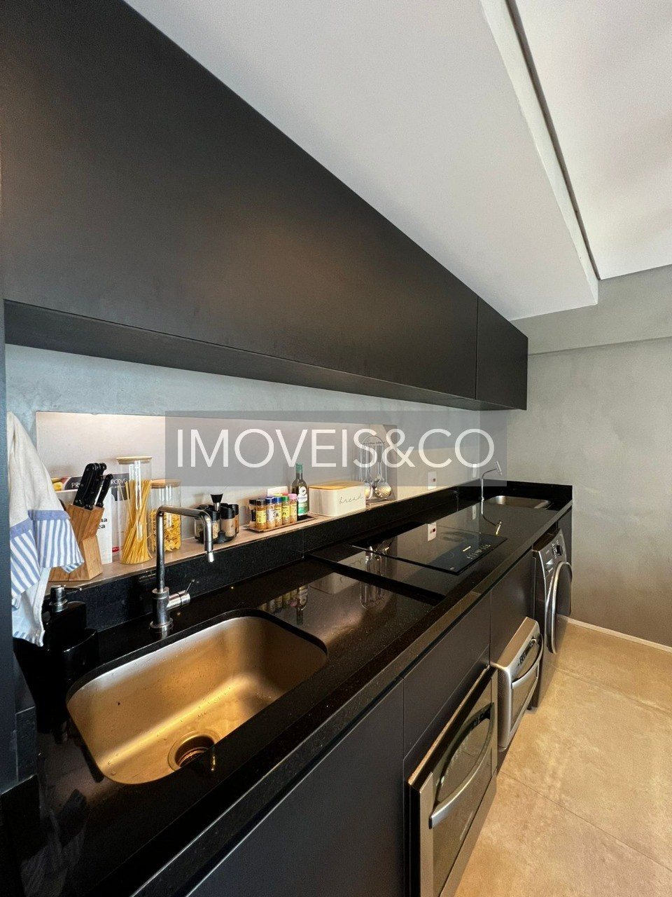 Apartamento à venda com 1 quarto, 68m² - Foto 17