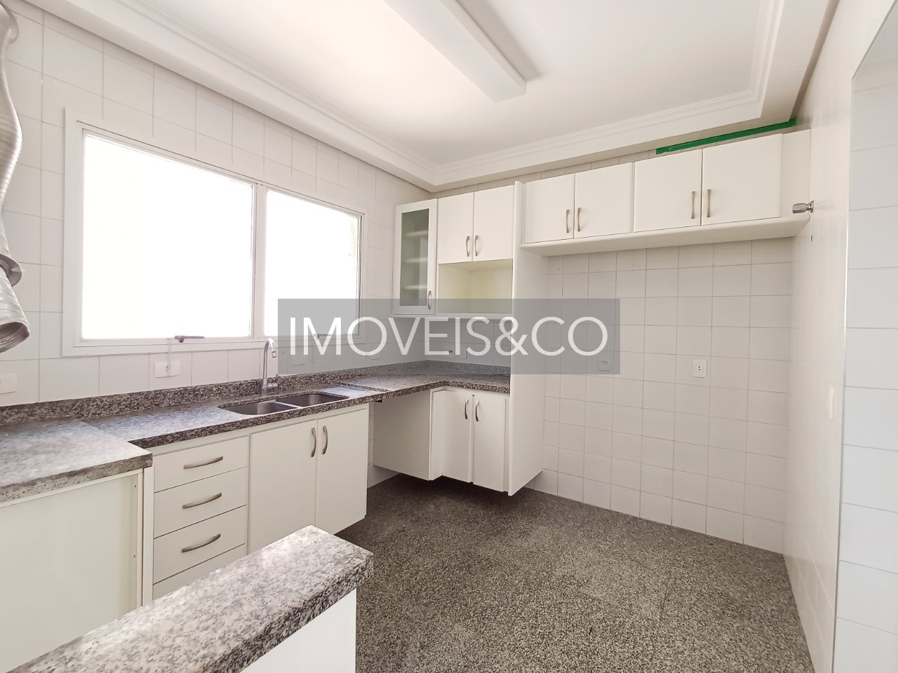 Apartamento à venda com 3 quartos, 222m² - Foto 39