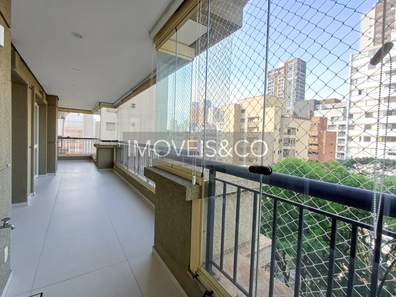 Apartamento à venda com 3 quartos, 222m² - Foto 13