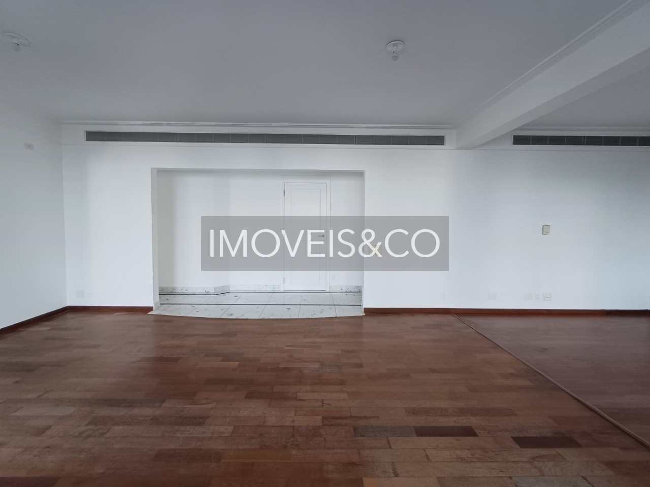 Apartamento à venda com 3 quartos, 222m² - Foto 16