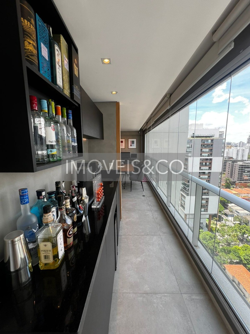 Apartamento à venda com 1 quarto, 68m² - Foto 56