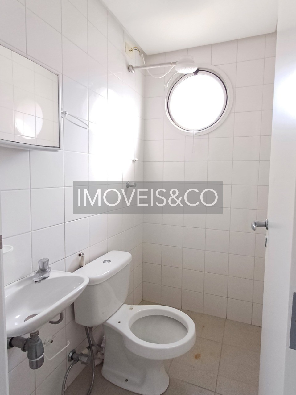 Apartamento à venda com 3 quartos, 222m² - Foto 35