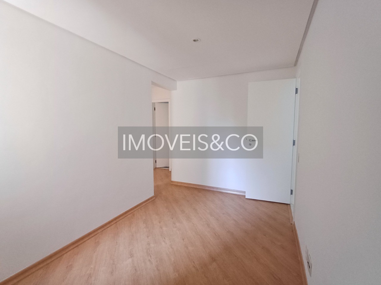 Apartamento à venda com 3 quartos, 222m² - Foto 31