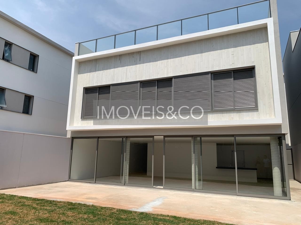 Casa à venda com 4 quartos, 714m² - Foto 3