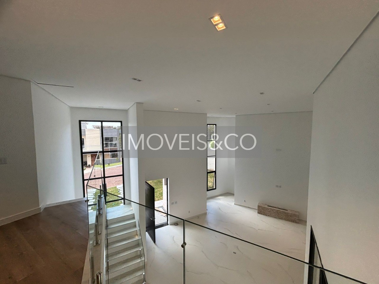 Casa à venda com 4 quartos, 328m² - Foto 17