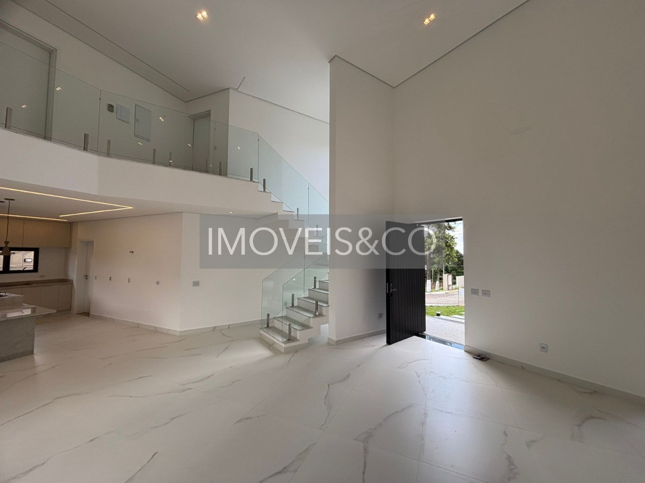 Casa à venda com 4 quartos, 328m² - Foto 15